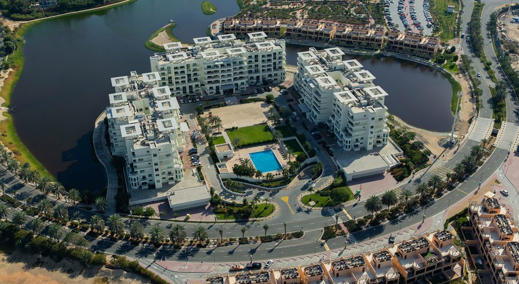 rent an apartment in Jumeirah Heights
