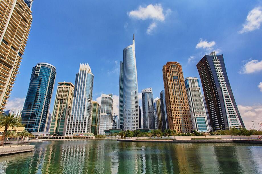 Jumeirah Lake Towers area guide