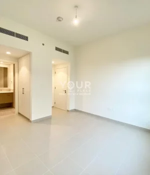 832882688-1066x800